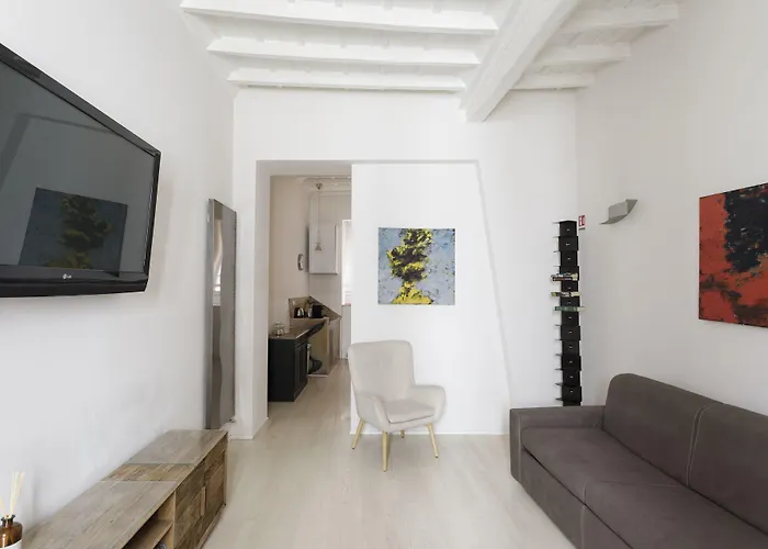 Easytopstay - Stylish Close To Piazza Navona Apartment